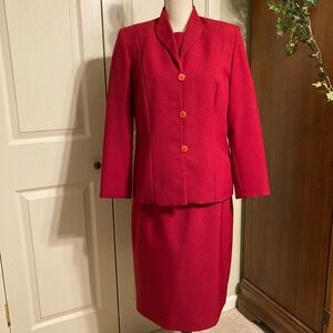 Executive Collection 3 piece outfit. Skirt, top, jacket size 8